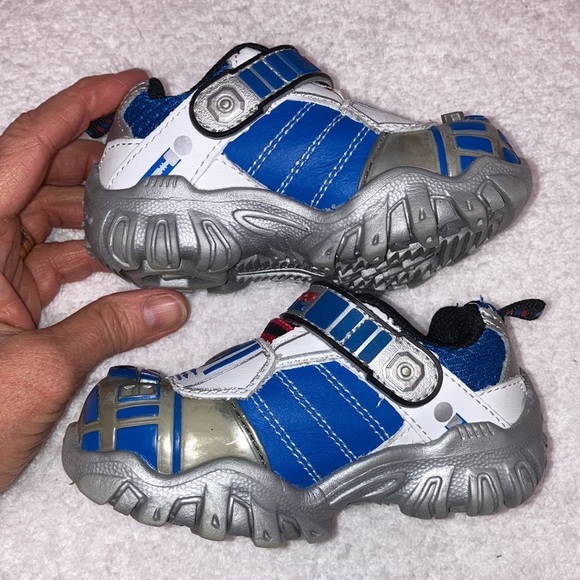 Skechers R2D2 Star Wars velcro strap no tie sneakers size 5 - Picture 4 of 7